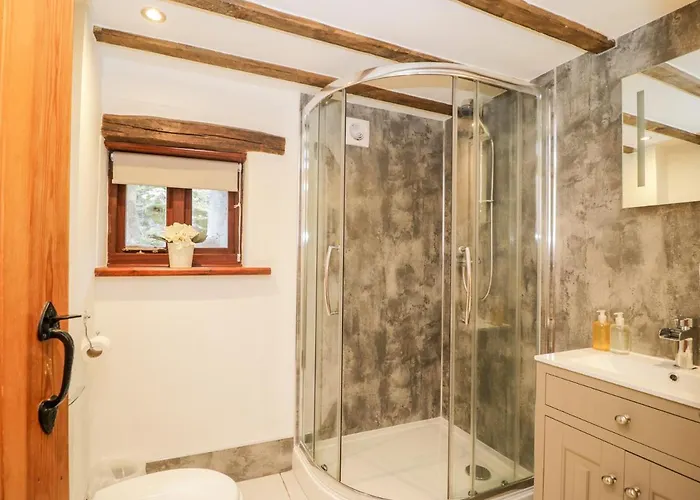 بيت للعطل Stable End